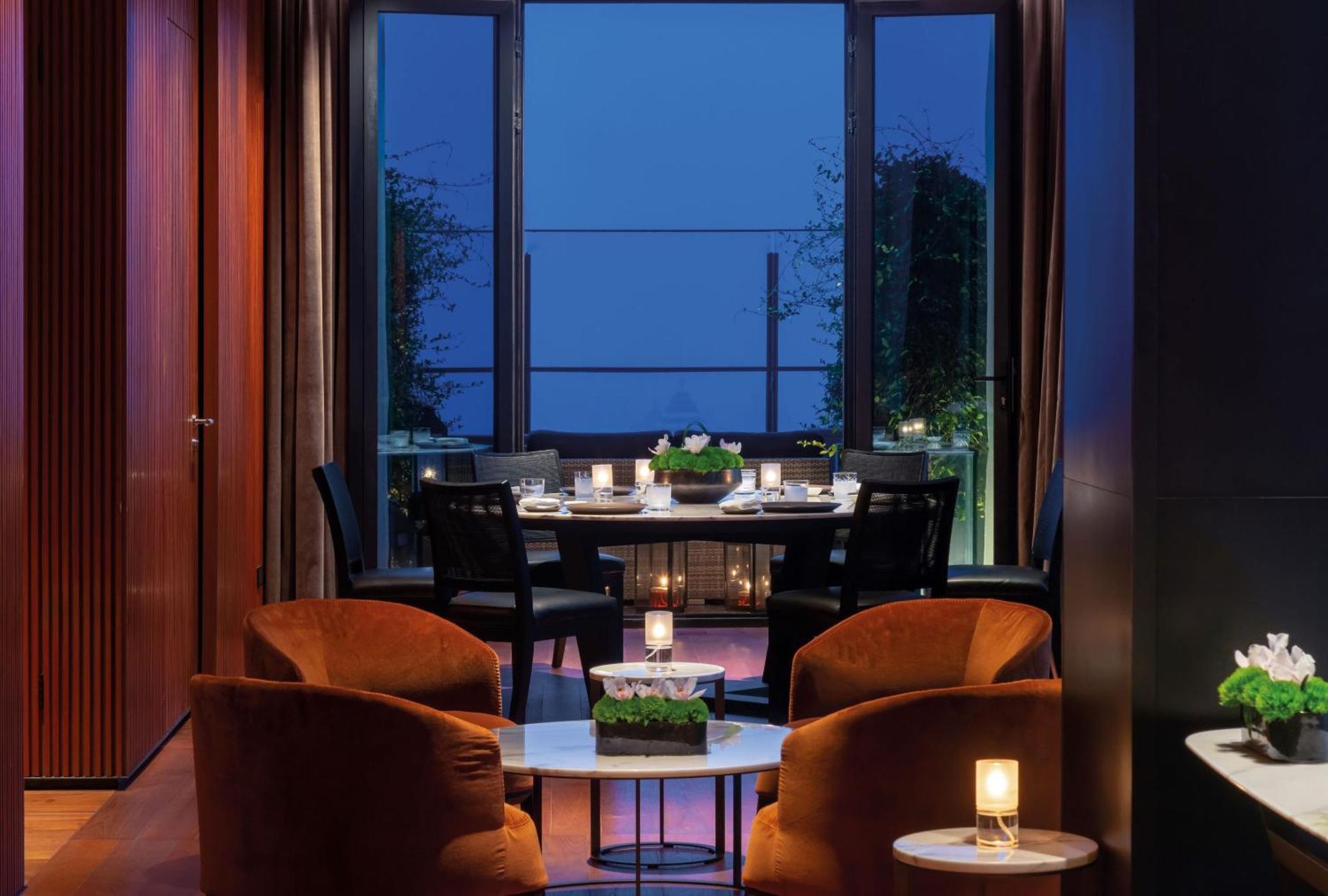 Bulgari Hotel Shanghai Exterior photo