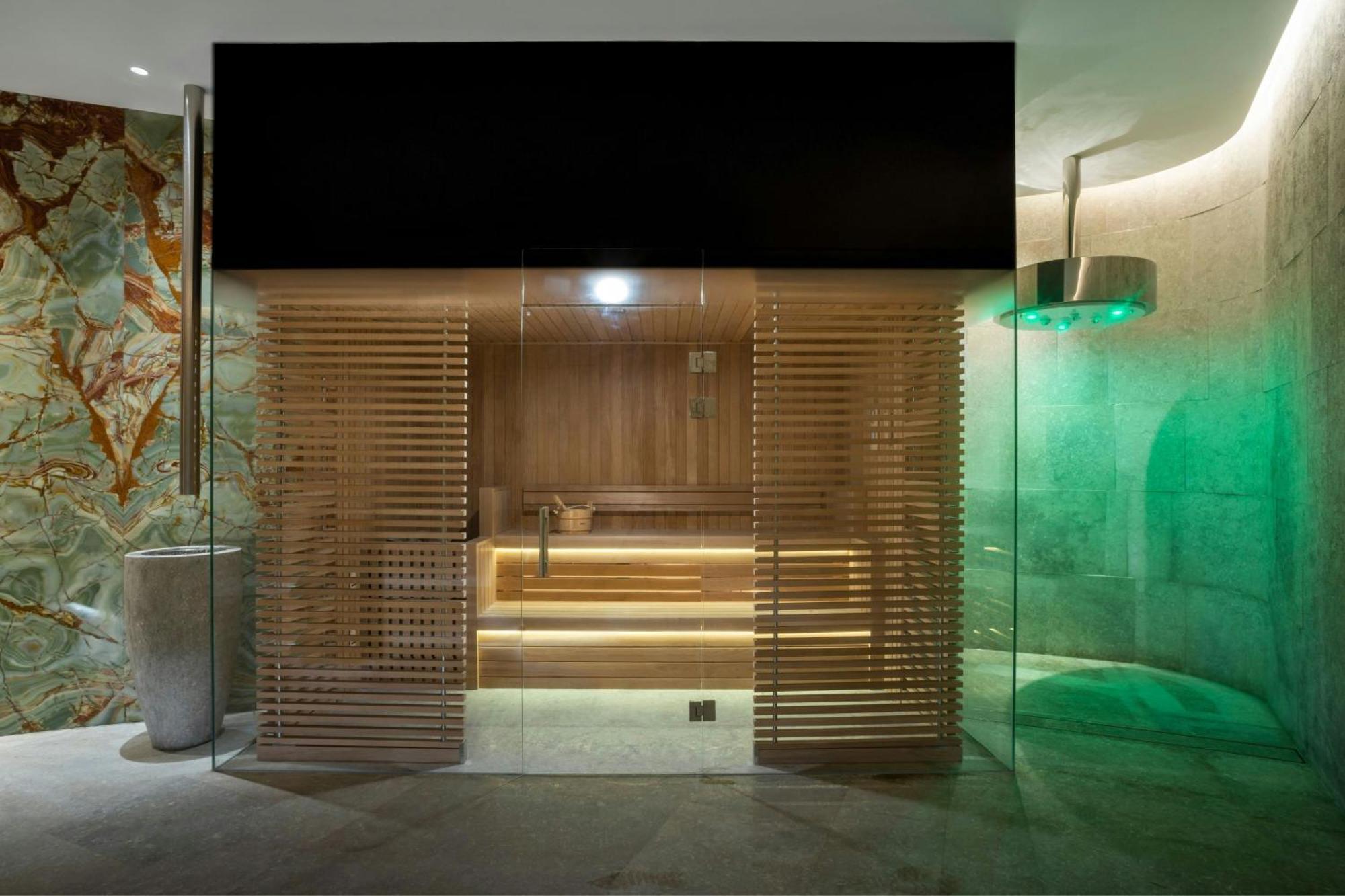 Bulgari Hotel Shanghai Exterior photo